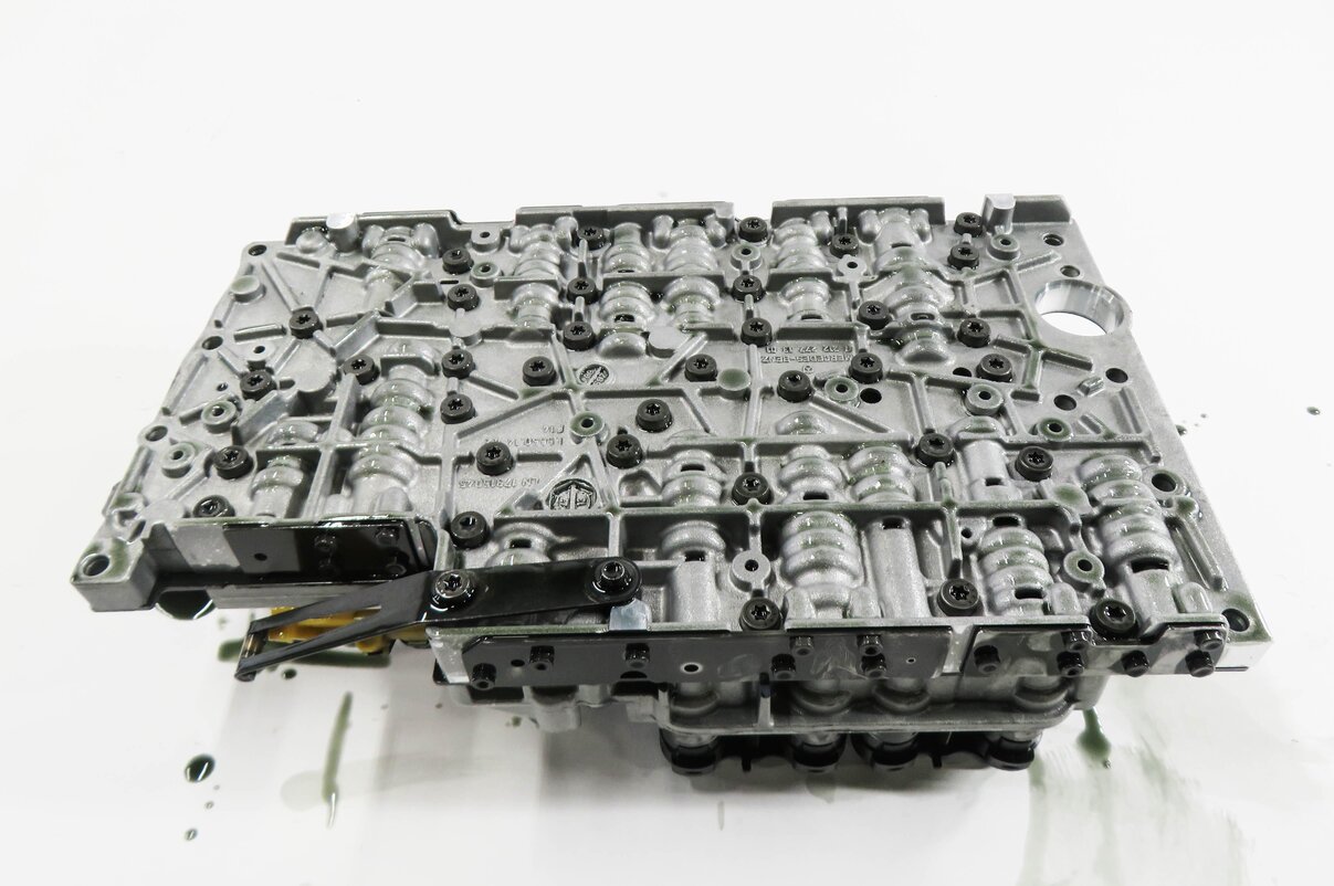 Thumbnail 5: 2014 MERCEDES GL450 GL550 (X164) 4.6L - 722.9 A/T TRANSMISSION VALVE BODY BLOCK