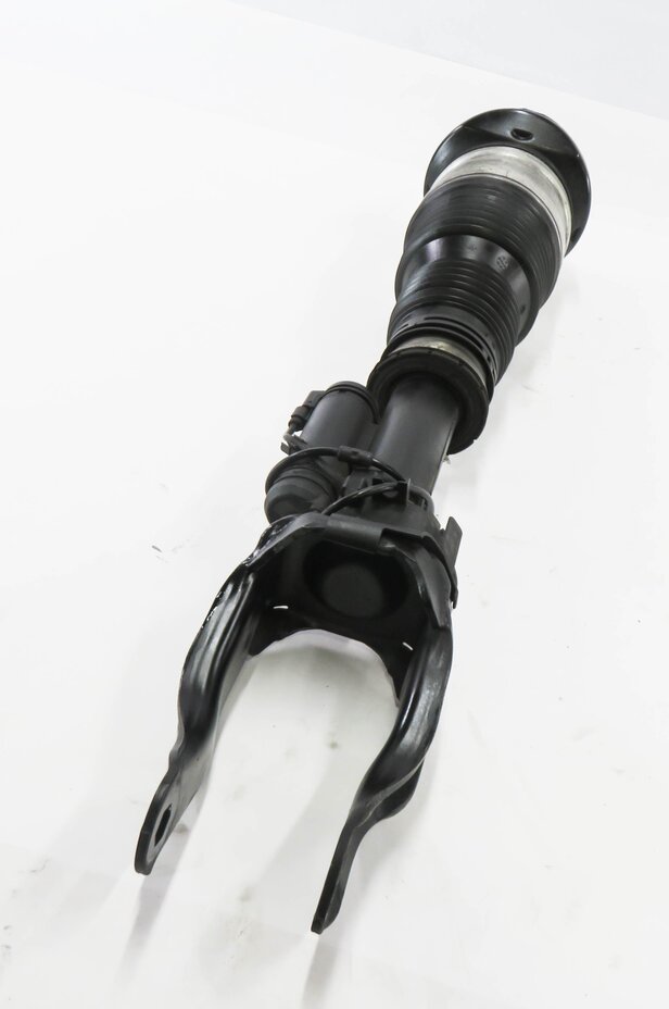12-19 MERCEDES GL350 GL450 GL550 ML550 (W166 X166) RIGHT FRONT ADAPTIVE SHOCK