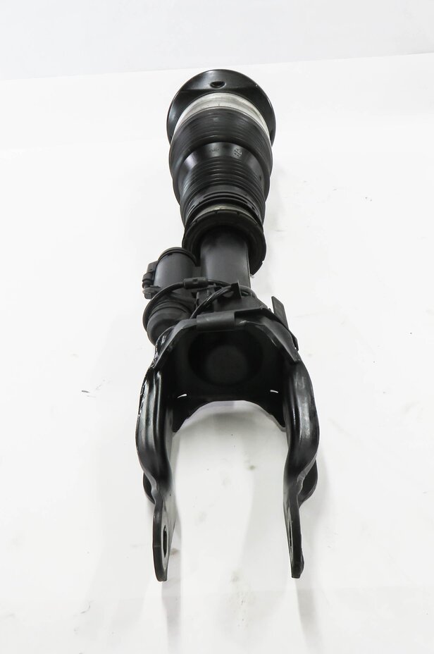 Thumbnail 2: 12-19 MERCEDES GL350 GL450 GL550 ML550 (W166 X166) RIGHT FRONT ADAPTIVE SHOCK