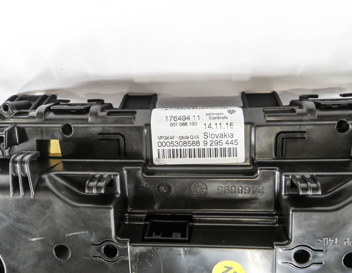 Thumbnail 6: 2017 BMW 230i X1 (F22 F48) SPEEDOMETER INSTRUMENT GAUGE CLUSTER (MPH / 118k)