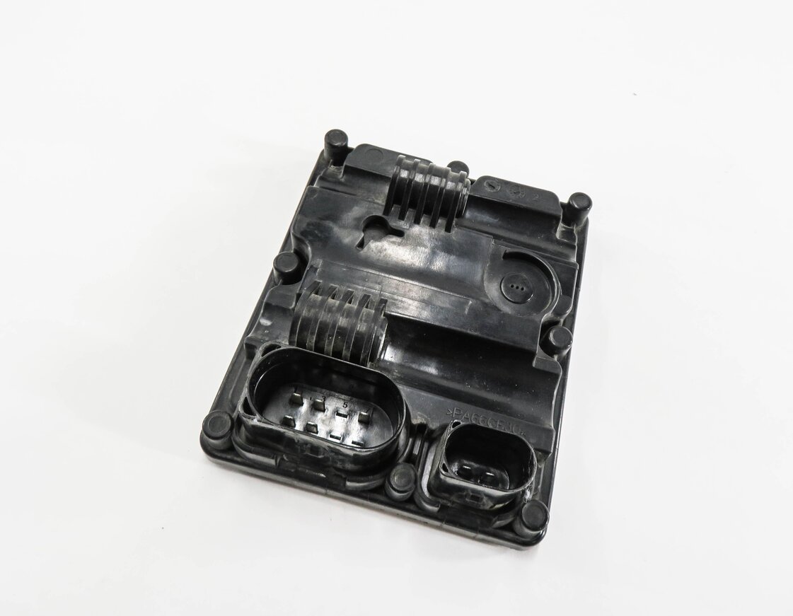 2017 BMW X1 (F48) REAR DIFFERENTIAL CONTROL MODULE