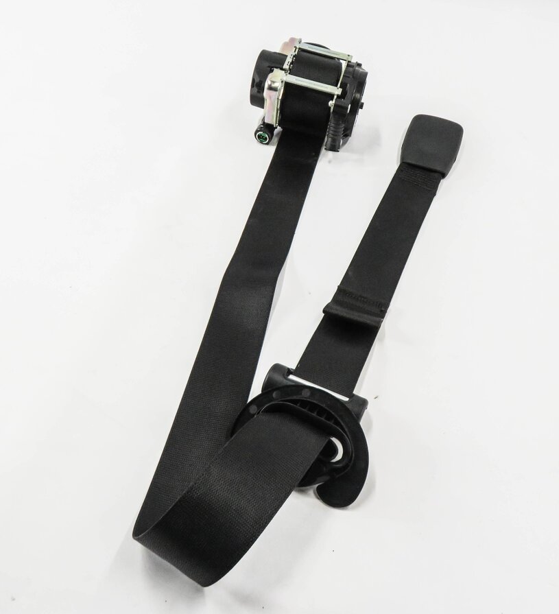 2016-2021 BMW X1 X2 (F39 F48) RIGHT FRONT PASSENGER SEATBELT RETRACTOR (BLACK)
