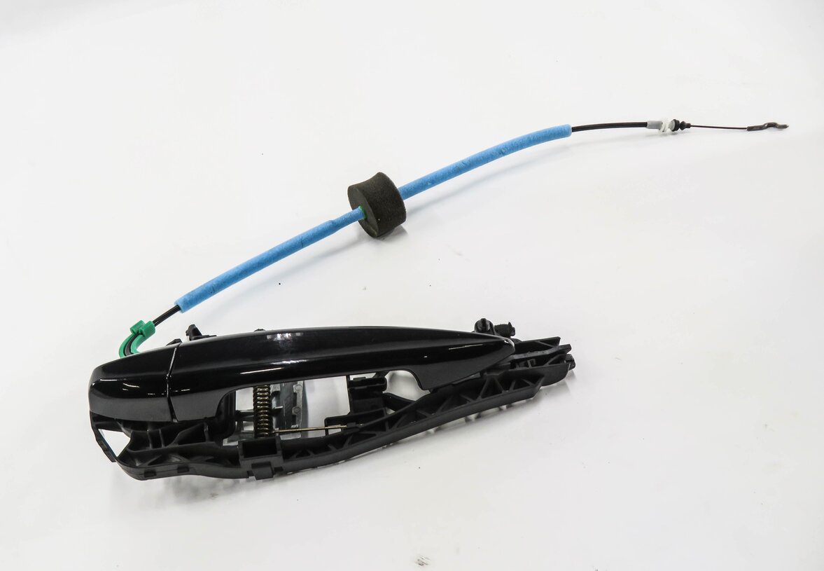 2016-2021 BMW X1 (F48) LEFT REAR EXTERIOR DOOR HANDLE (BLACK 2 668)