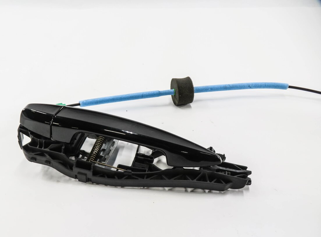 Thumbnail 2: 2016-2021 BMW X1 (F48) LEFT REAR EXTERIOR DOOR HANDLE (BLACK 2 668)