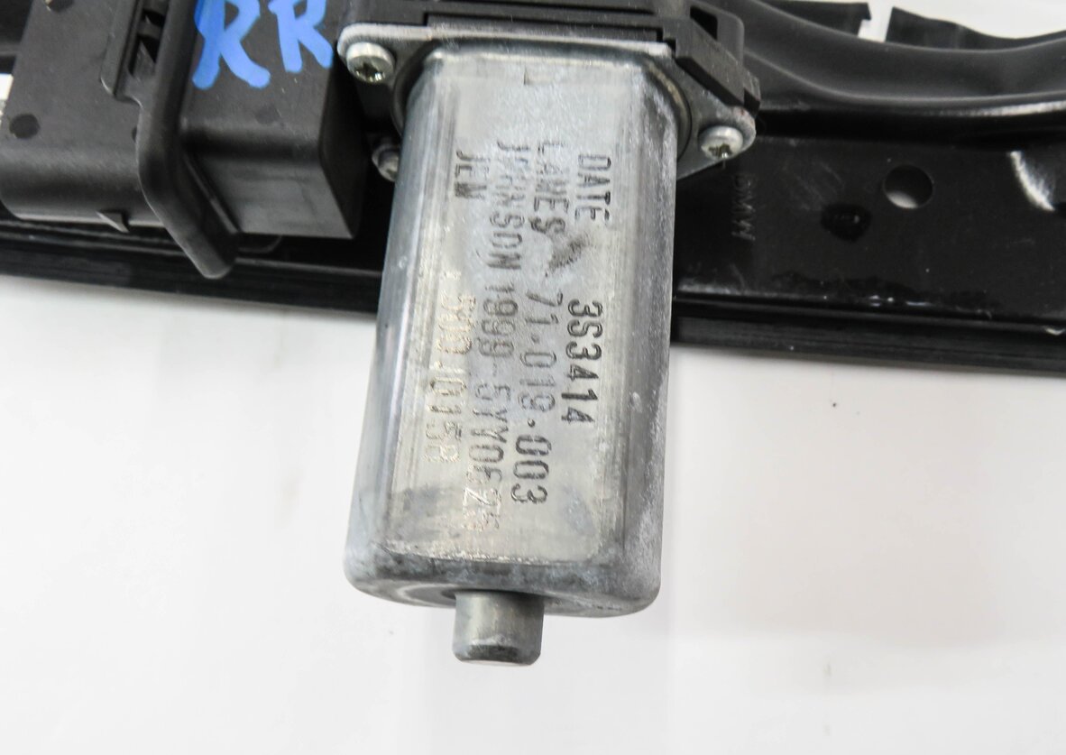 Thumbnail 4: 2016-2021 BMW X1 (F48) RIGHT REAR DOOR WINDOW REGULATOR w/ MOTOR