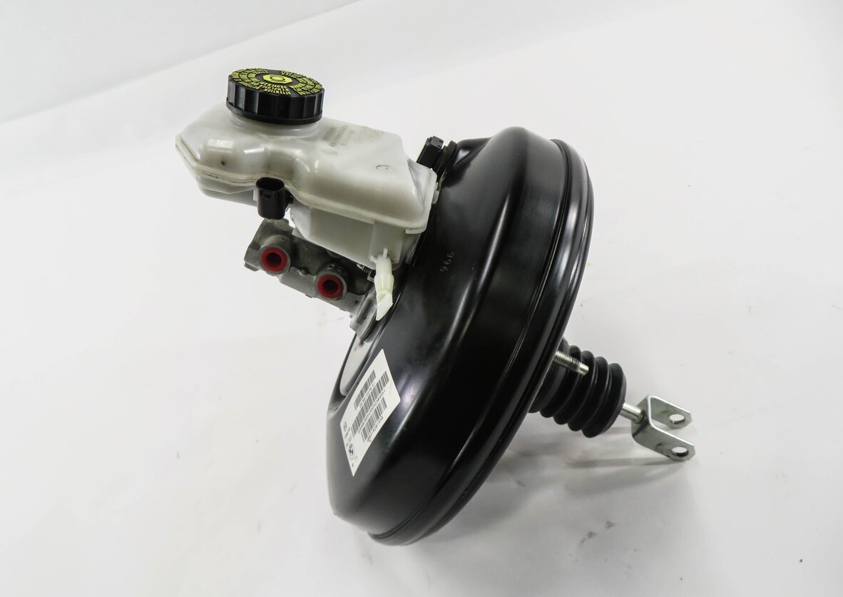 Thumbnail 3: 2016-2021 MINI COUNTRYMAN / BMW X1 X2 (F39 F48) BRAKE BOOSTER w/ MASTER CYLINDER