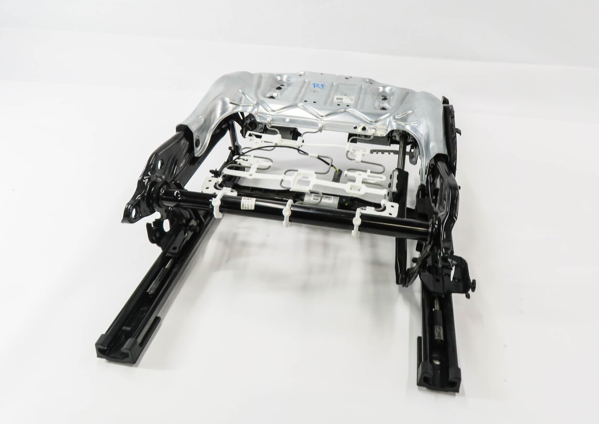 2016-2019 BMW X1 (F48) RIGHT FRONT PASSENGER SEAT TRACK w/ MOTORS (NON SPORT)