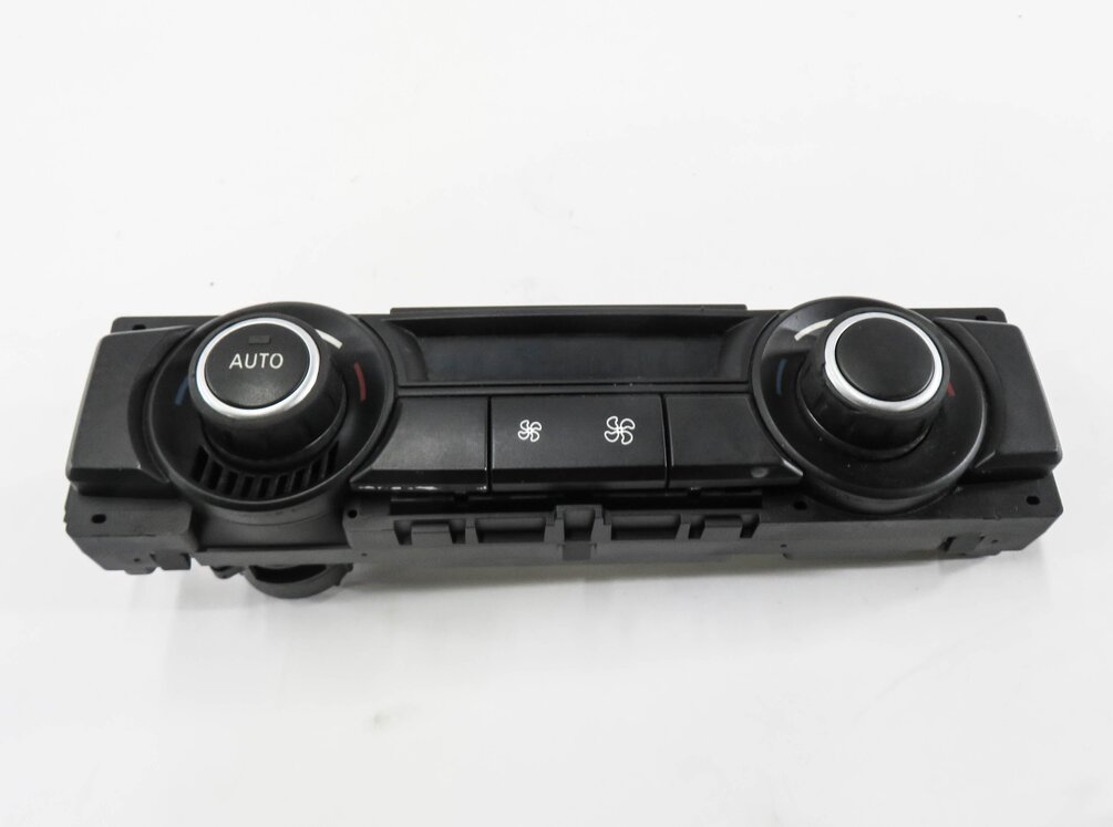 Thumbnail 2: 2007-2013 BMW X5 (E70) REAR HEATER A/C CLIMATE TEMPERATURE CONTROL PANEL