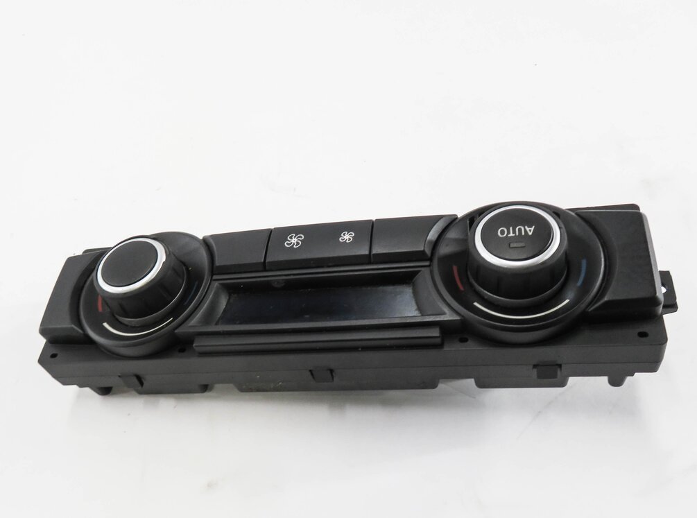Thumbnail 3: 2007-2013 BMW X5 (E70) REAR HEATER A/C CLIMATE TEMPERATURE CONTROL PANEL