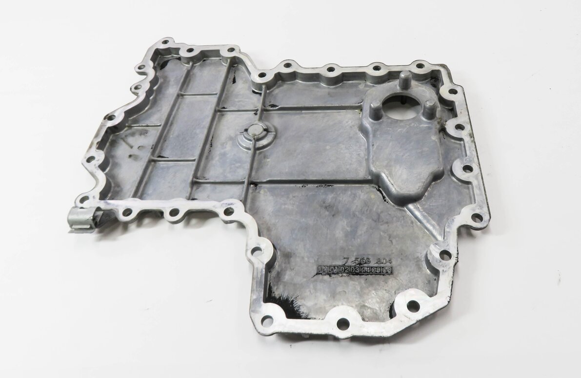 Thumbnail 4: 2008-2017 BMW X5 X5M X6 X6M (E70 E71 E72) 4.4L N63 S63 ENGINE - LOWER OIL PAN