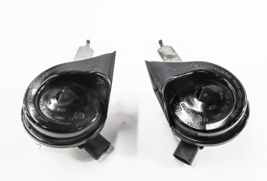 Thumbnail 2: 2010-2014 BMW X5 X6 (E70 E71) HIGH & LOW TONE SAFETY HORN SET-2