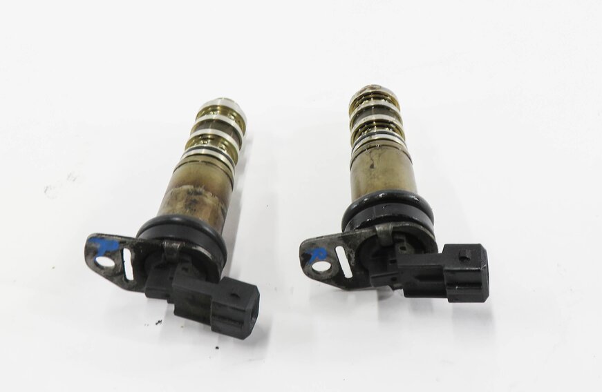 Thumbnail 2: 2012 BMW X5 (E70) 4.4L N63 TWIN TURBO ENGINE - VVT VANOS TIMING SOLENOID SET-2