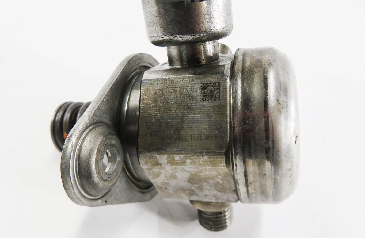 Thumbnail 6: 08-14 BMW 550i 650i 750i X5 X6 (F01 F10 E70 E71 E72) 4.4L - MECHANICAL FUEL PUMP