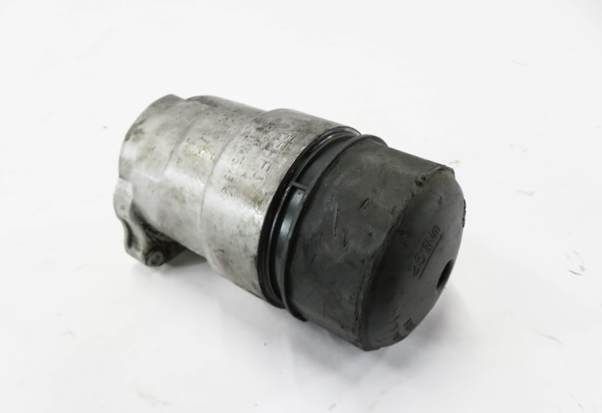Thumbnail 1: 2012 RANGE ROVER SPORT (L320) 5.0L SUPERCHARGED ENGINE - OIL FILTER HOUSING
