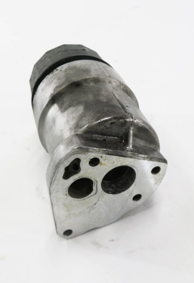 Thumbnail 3: 2012 RANGE ROVER SPORT (L320) 5.0L SUPERCHARGED ENGINE - OIL FILTER HOUSING
