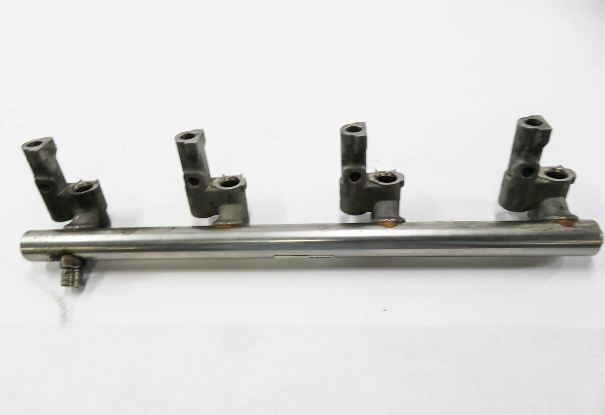 Thumbnail 4: 2012 RANGE ROVER SPORT (L320) 5.0L SUPERCHARGED ENGINE - FUEL RAIL SET w/ LINES