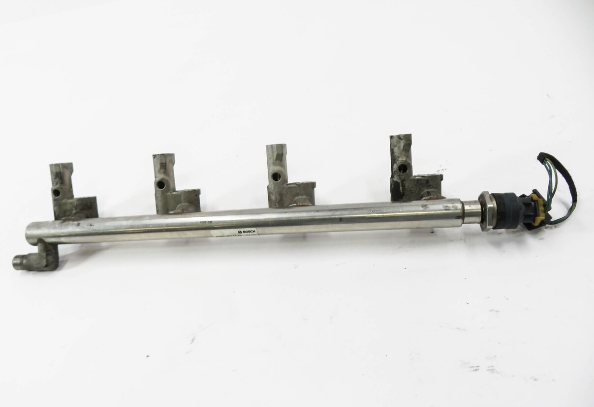 Thumbnail 7: 2012 RANGE ROVER SPORT (L320) 5.0L SUPERCHARGED ENGINE - FUEL RAIL SET w/ LINES