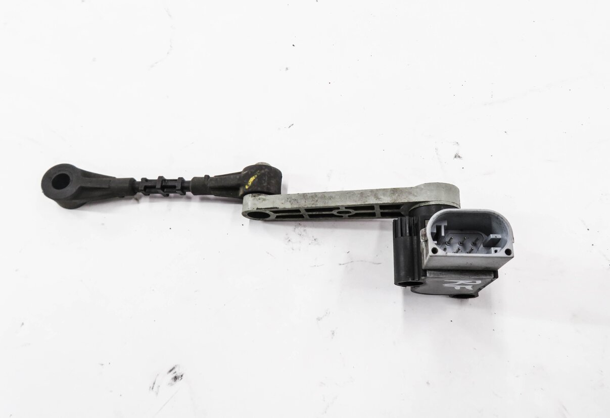 Thumbnail 3: 2012 RANGE ROVER SPORT (L320) RIGHT FRONT SUSPENSION HEIGHT LEVEL SENSOR