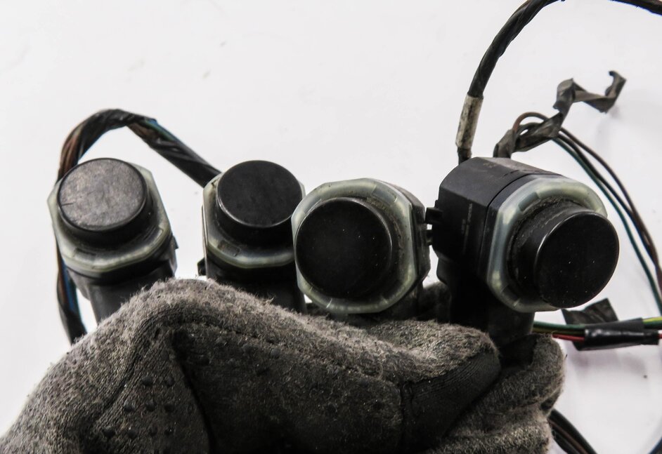 Thumbnail 4: 2012 RANGE ROVER SPORT (L320) REAR PDC PARK DISTANCE SENSOR SET w/ HARNESS