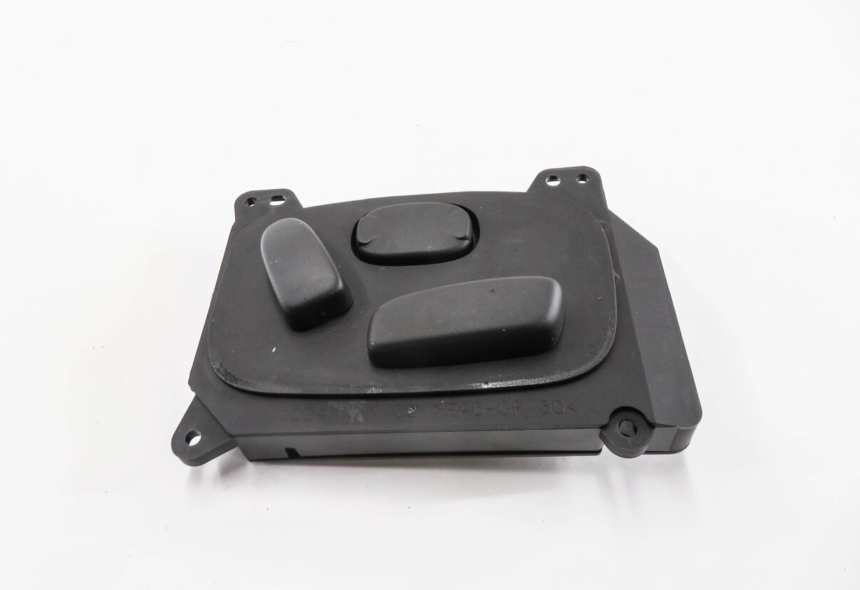 Thumbnail 2: 2012 RANGE ROVER SPORT (L320) RIGHT FRONT PASSENGER SEAT ADJUSTMENT SWITCH