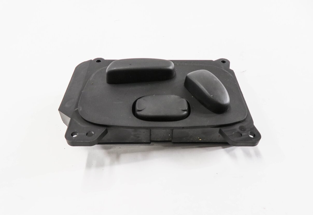 Thumbnail 3: 2012 RANGE ROVER SPORT (L320) RIGHT FRONT PASSENGER SEAT ADJUSTMENT SWITCH