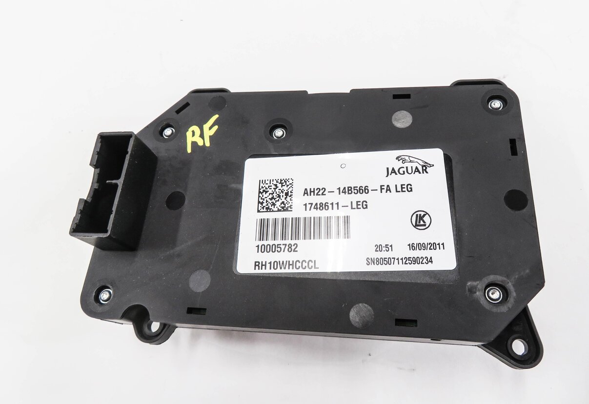 Thumbnail 4: 2012 RANGE ROVER SPORT (L320) RIGHT FRONT PASSENGER SEAT ADJUSTMENT SWITCH