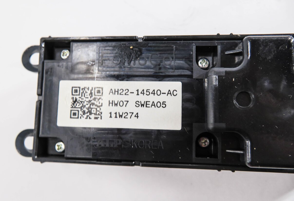 Thumbnail 5: 2010-2020 LAND ROVER LR2 LR4 / RANGE ROVER SPORT (L320) DRIVER WINDOW SWITCH