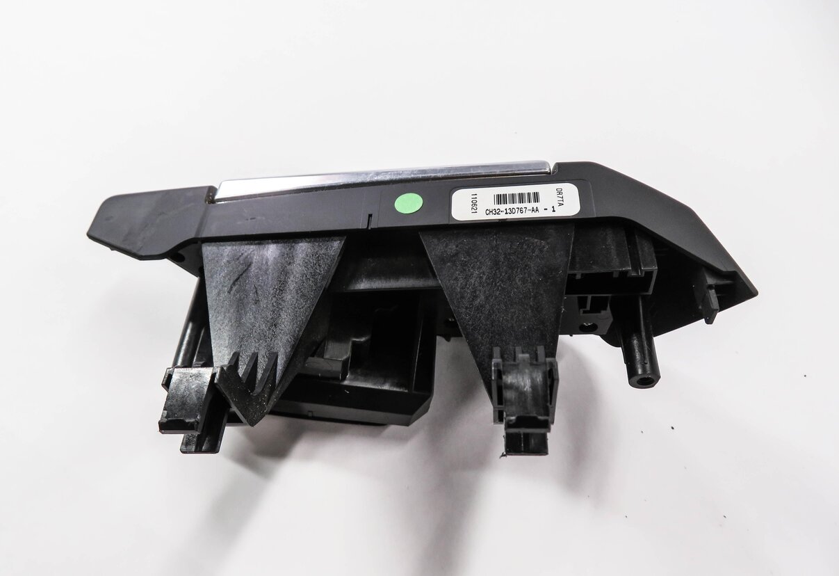 Thumbnail 5: 2012 RANGE ROVER SPORT (L320) HEATED STEERING WHEEL SWITCH BUTTON SET-2