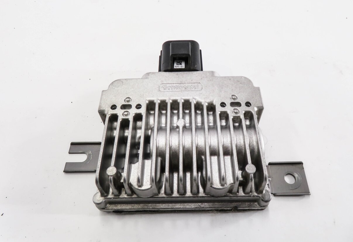 Thumbnail 2: 2010-2015 LR2 LR4 EVOQUE RANGE ROVER SPORT (L320 L538) FUEL PUMP CONTROL MODULE