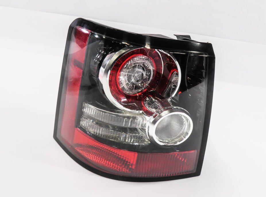 2012-2013 RANGE ROVER SPORT (L320) LEFT DRIVER TAILLIGHT BRAKE LIGHT LAMP
