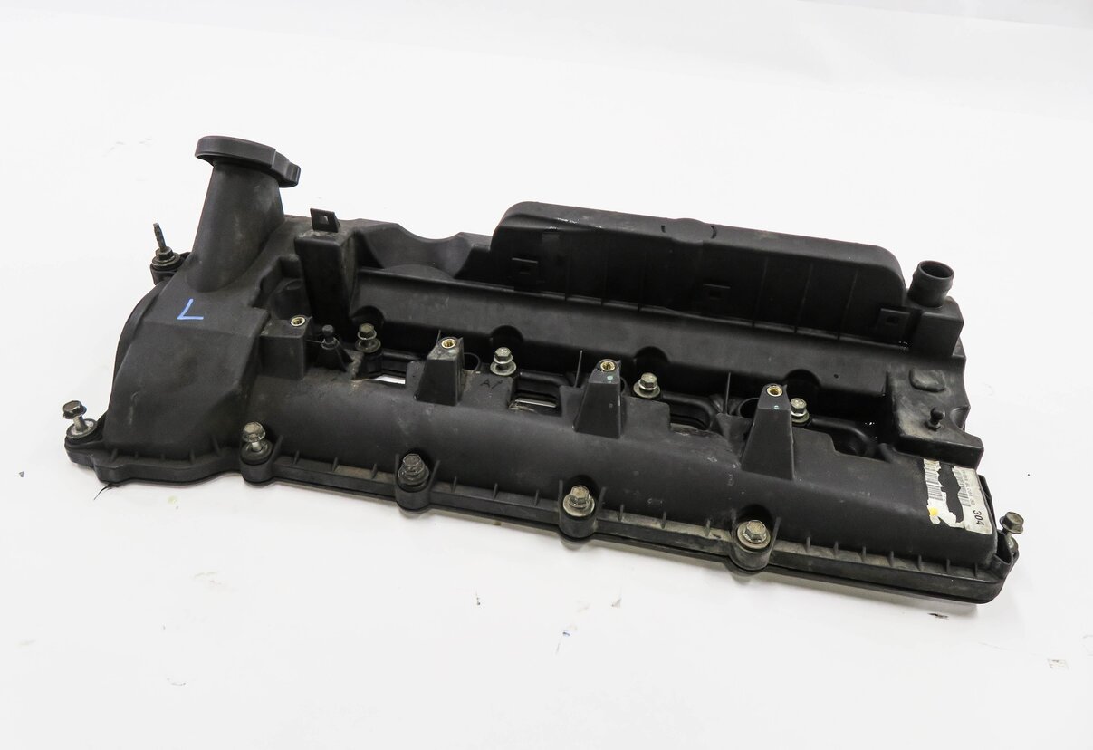 Thumbnail 3: 2010-2018 RANGE ROVER SPORT (L320 L322 L494 L405) 5.0L V8 - LEFT VALVE COVER