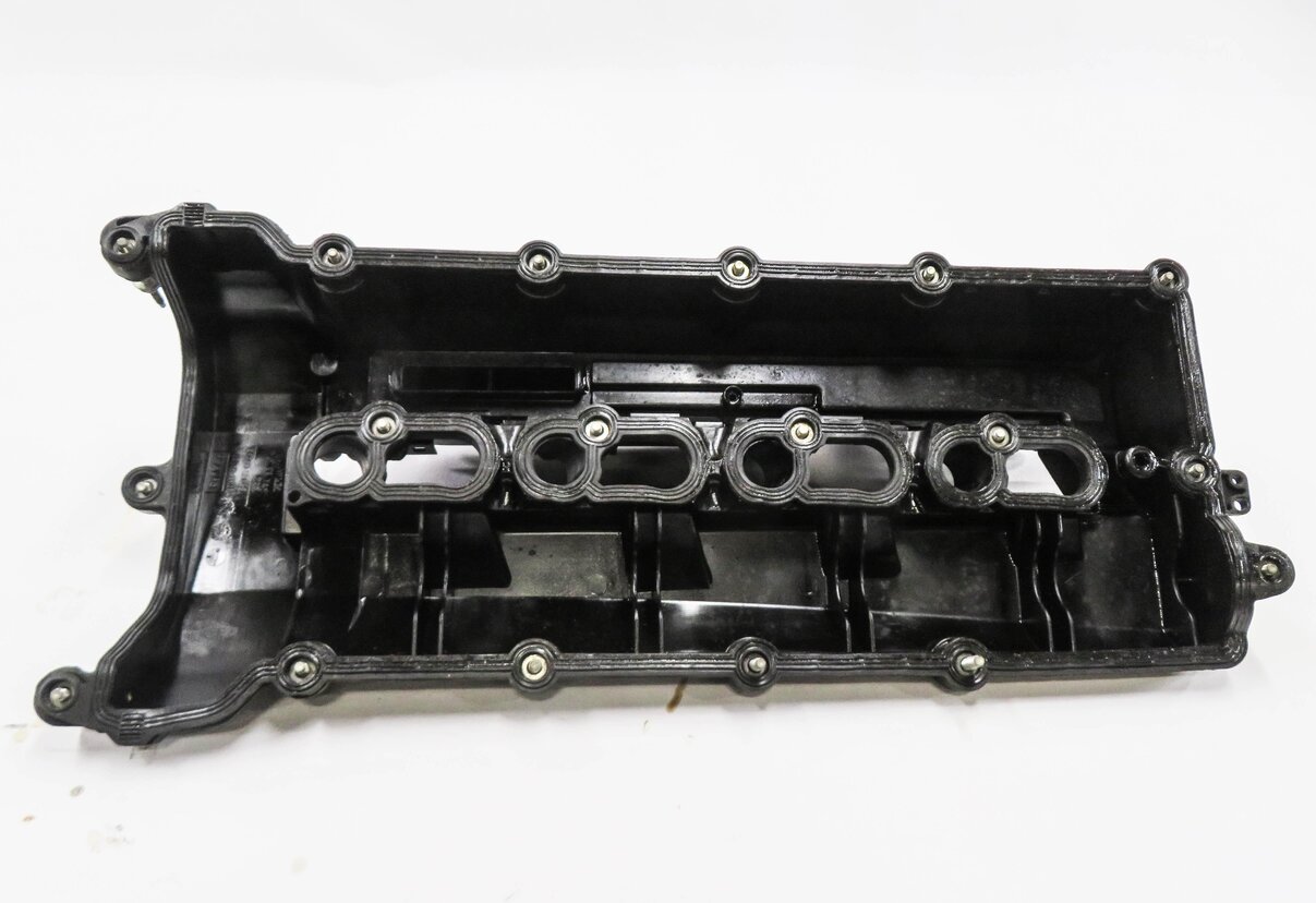 Thumbnail 4: 2010-2018 RANGE ROVER SPORT (L320 L322 L494 L405) 5.0L V8 - RIGHT VALVE COVER