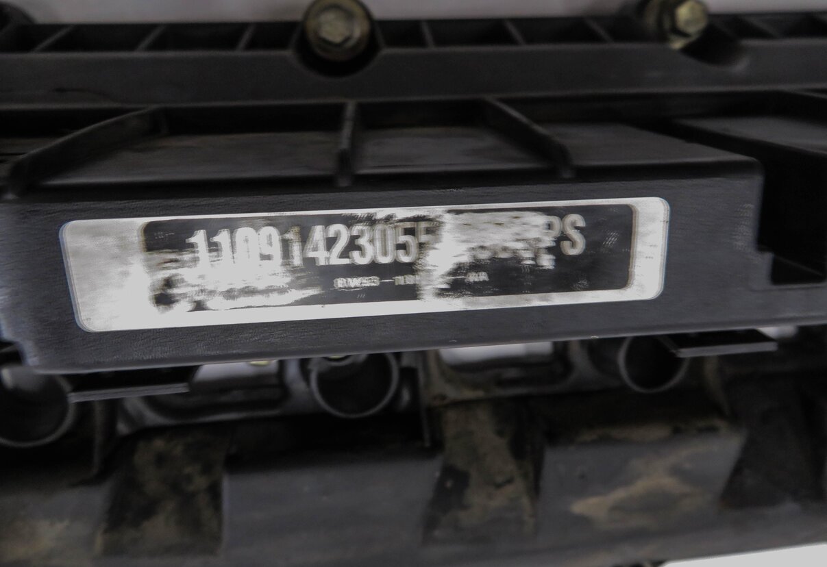 Thumbnail 6: 2010-2018 RANGE ROVER SPORT (L320 L322 L494 L405) 5.0L V8 - RIGHT VALVE COVER