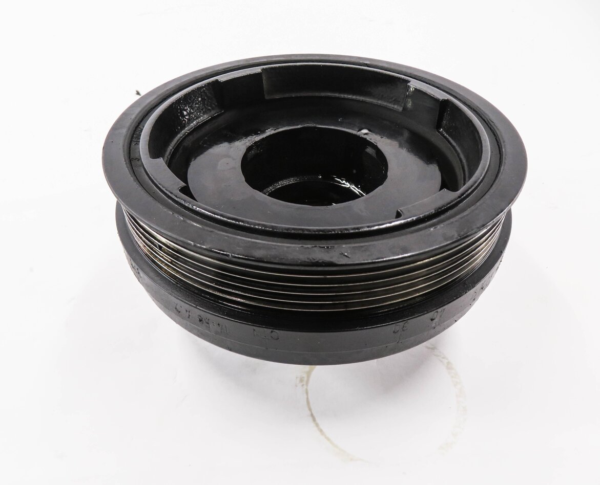 Thumbnail 2: 2007-2015 MERCEDES E550 GL450 GL550 ML550 S450 S550 SL550 - V8 HARMONIC BALANCER