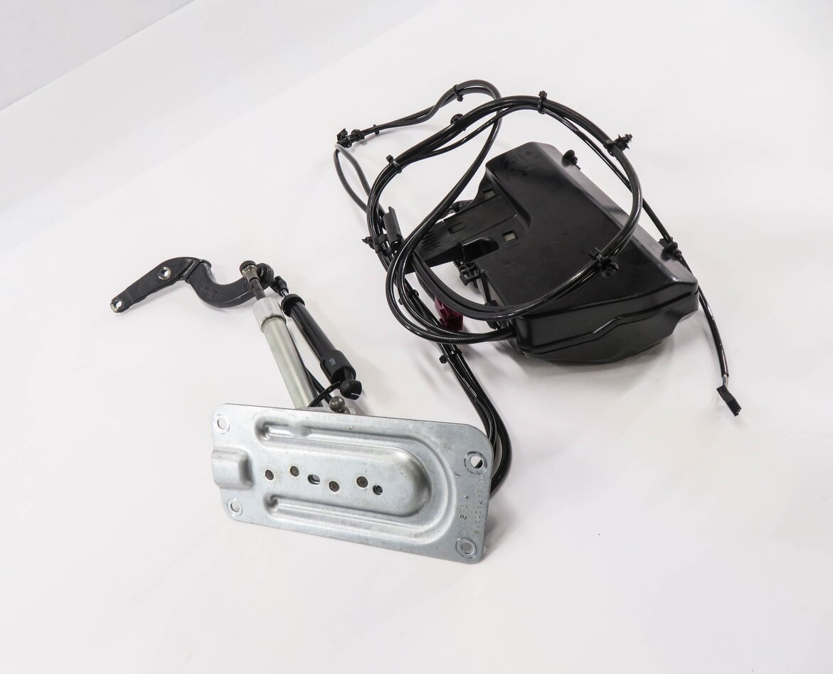 07-09 GL320 GL450 GL550 (X164) REAR HATCH CARGO TRUNK DOOR HYDRAULIC PUMP w/ RAM