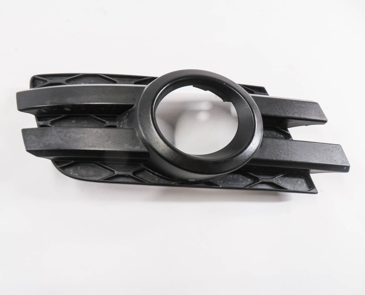 Thumbnail 2: 2008 MERCEDES GL450 (X164) RIGHT FRONT PASSENGER FOG LIGHT GRILLE TRIM