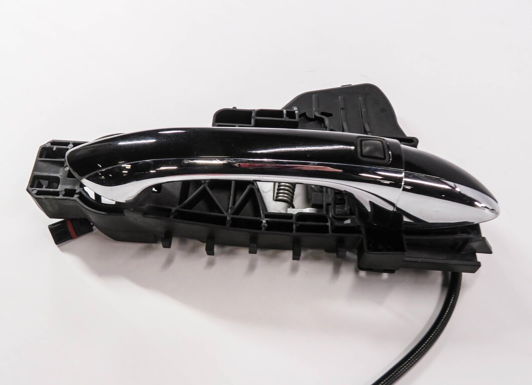 Thumbnail 3: 2008 MERCEDES GL450 (X164) RIGHT REAR KEYLESS GO EXTERIOR DOOR HANDLE (BLACK)