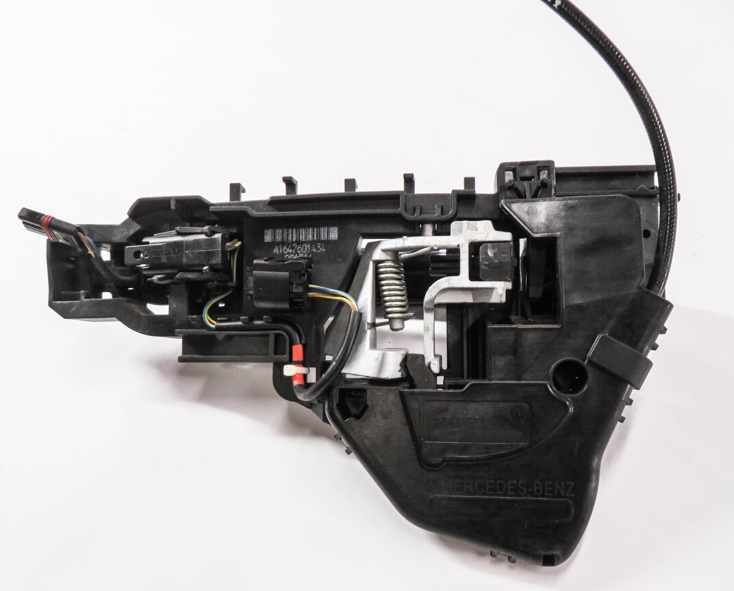 Thumbnail 4: 2008 MERCEDES GL450 (X164) RIGHT REAR KEYLESS GO EXTERIOR DOOR HANDLE (BLACK)