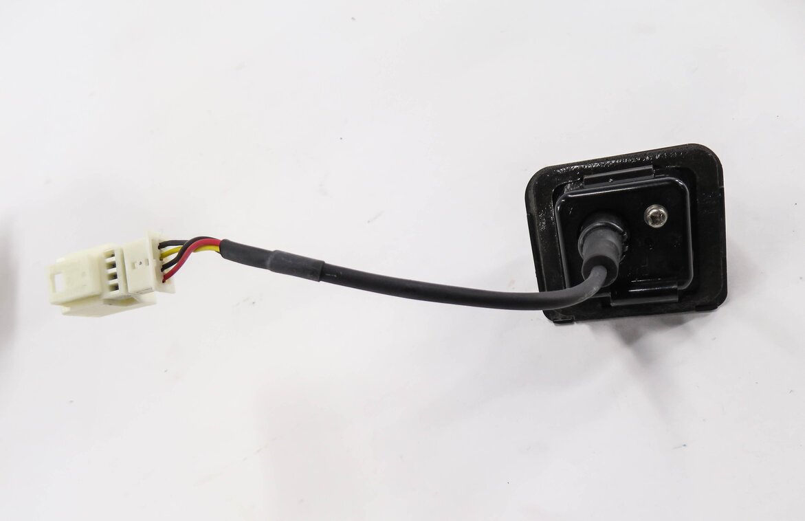 Thumbnail 3: 2007-2010 MERCEDES GL320 GL350 GL450 GL550 (X164) REARVIEW BACKUP REVERSE CAMERA