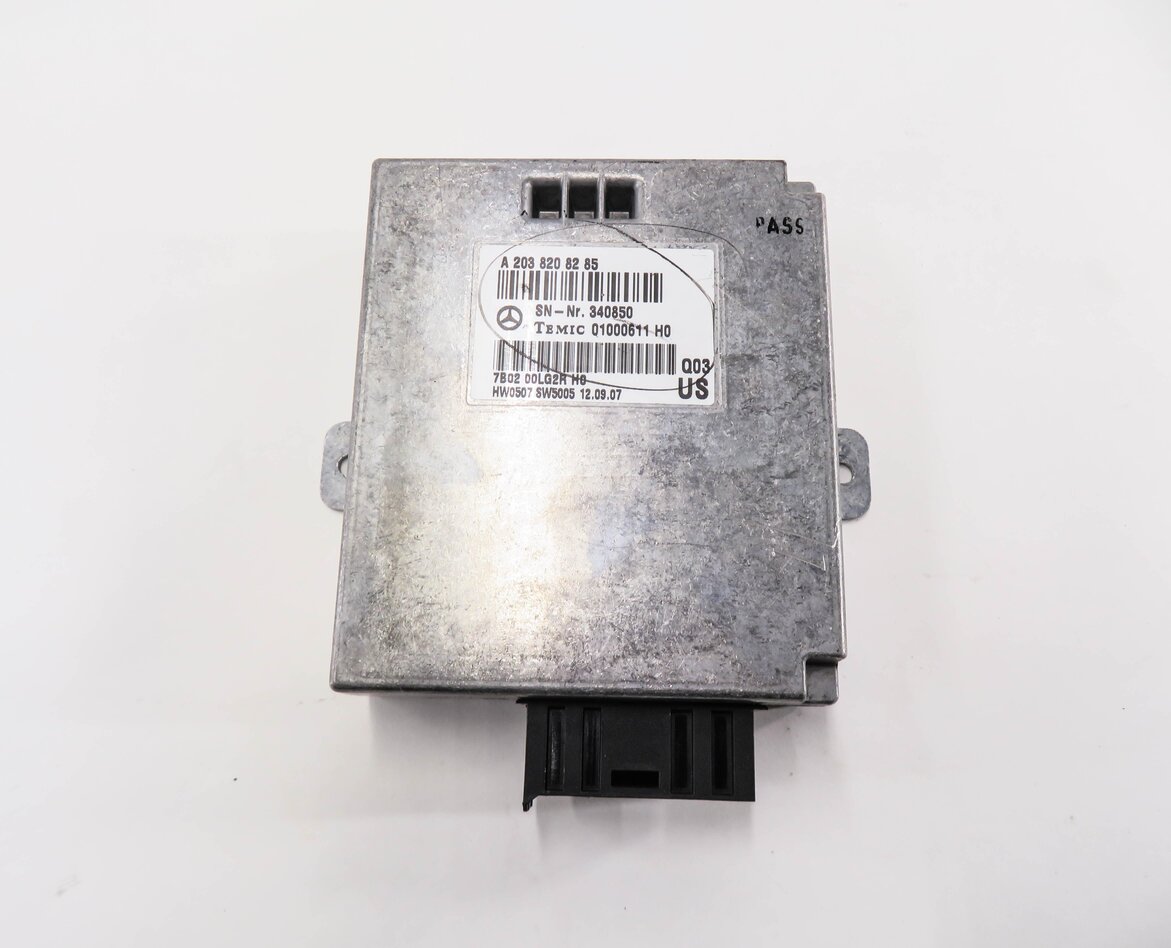 Thumbnail 2: 2008 MERCEDES GL450 (X164) VOICE CONTROL MODULE
