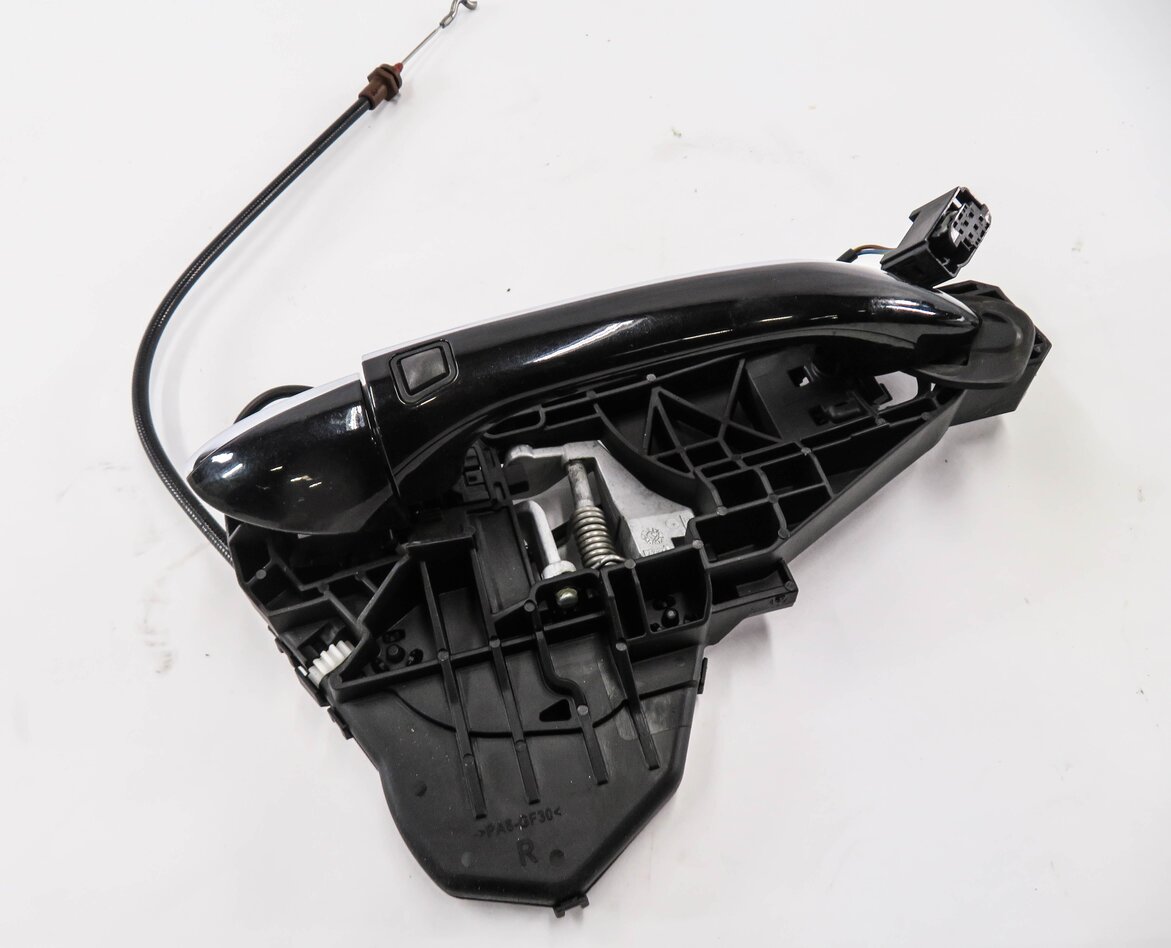 2008 MERCEDES GL450 (X164) RIGHT FRONT KEYLESS GO EXTERIOR DOOR HANDLE (BLACK)