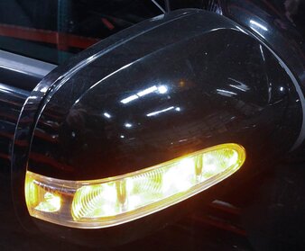 Thumbnail 2: 2007-2008 MERCEDES GL CLASS RIGHT PASSENGER P-FOLD AUTODIM MEMORY MIRROR (BLACK)