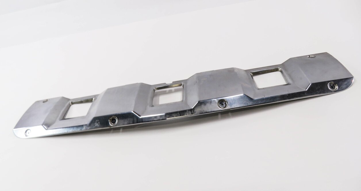 2008 MERCEDES GL450 (X164) FRONT LOWER BUMPER SCUFF TRIM SKID PLATE