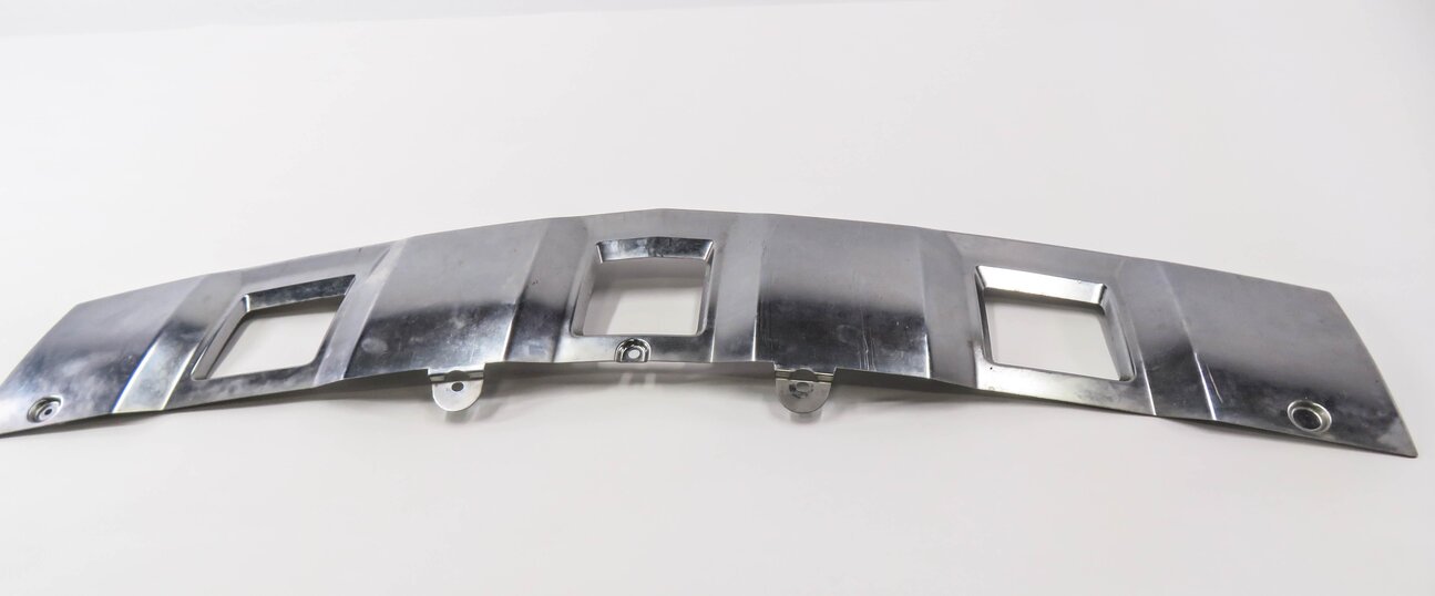 Thumbnail 3: 2008 MERCEDES GL450 (X164) FRONT LOWER BUMPER SCUFF TRIM SKID PLATE