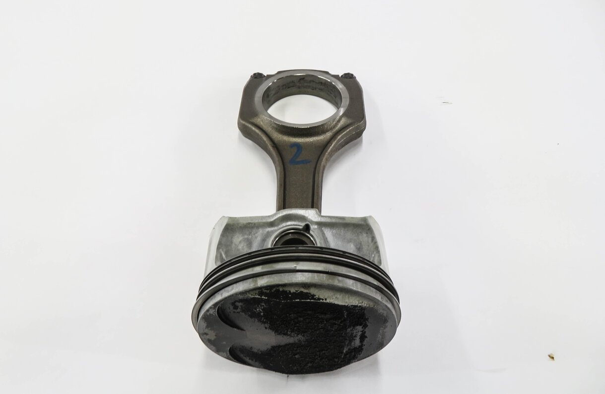 Thumbnail 2: 06-10 BMW M3 M5 M6 (E90 E91 E92 E93 E60 E63 E64) S65 S85 ENGINE - LEFT PISTON