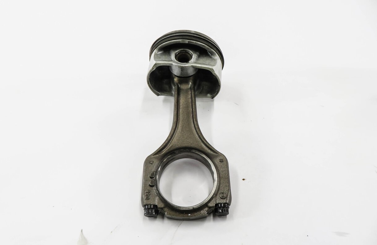 Thumbnail 3: 06-10 BMW M3 M5 M6 (E90 E91 E92 E93 E60 E63 E64) S65 S85 ENGINE - LEFT PISTON