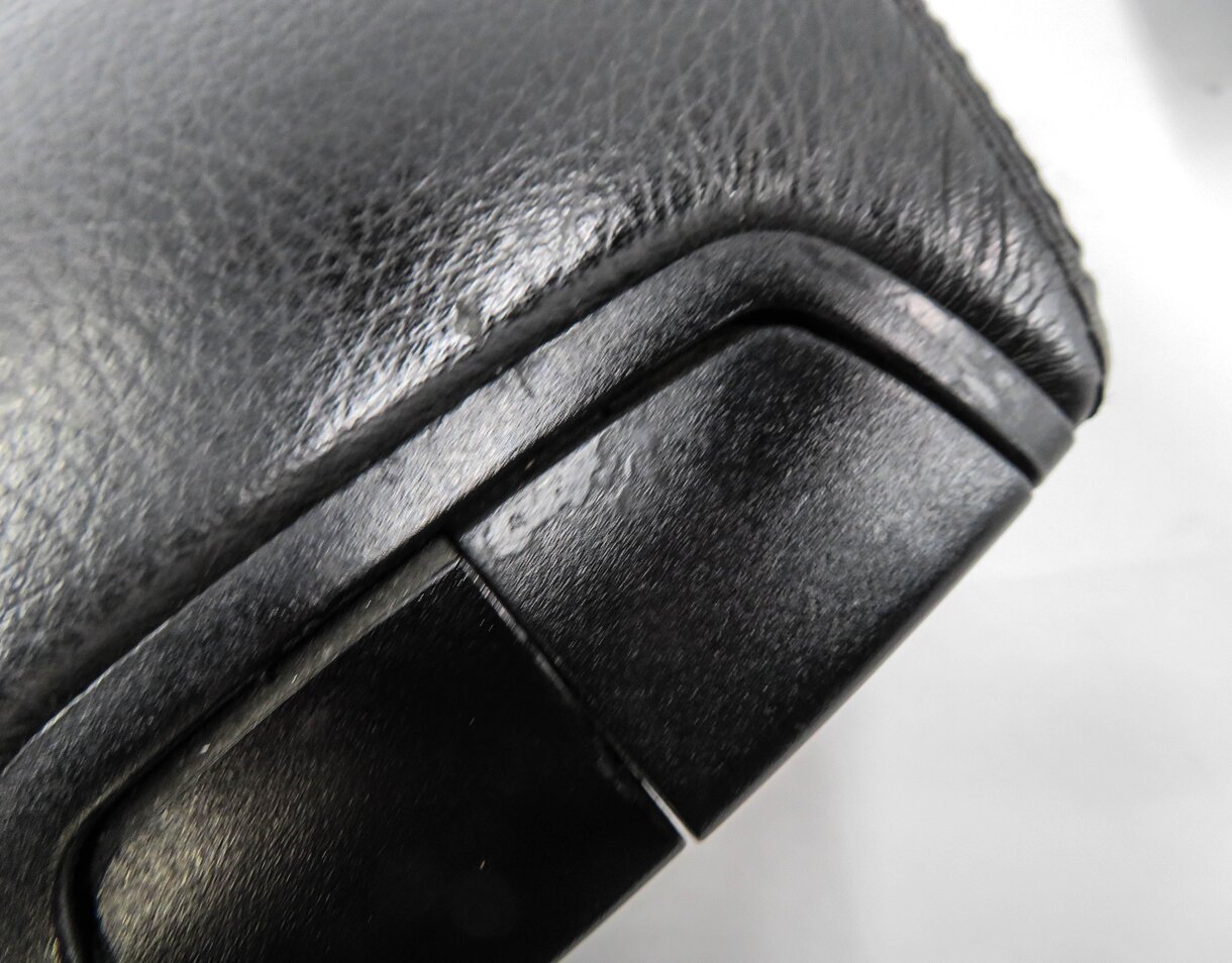 Thumbnail 5: 2006-2010 BMW M6 ///M (E63) FRONT CENTER CONSOLE ARMREST LID SET (BLACK)
