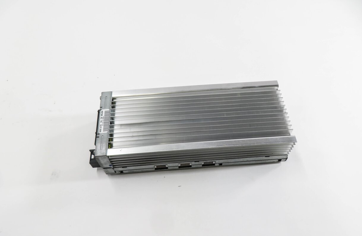 Thumbnail 2: 2006 BMW M6 ///M (E63) RADIO STEREO HiFi DSP LOGIC-7 AUDIO AMP AMPLIFIER
