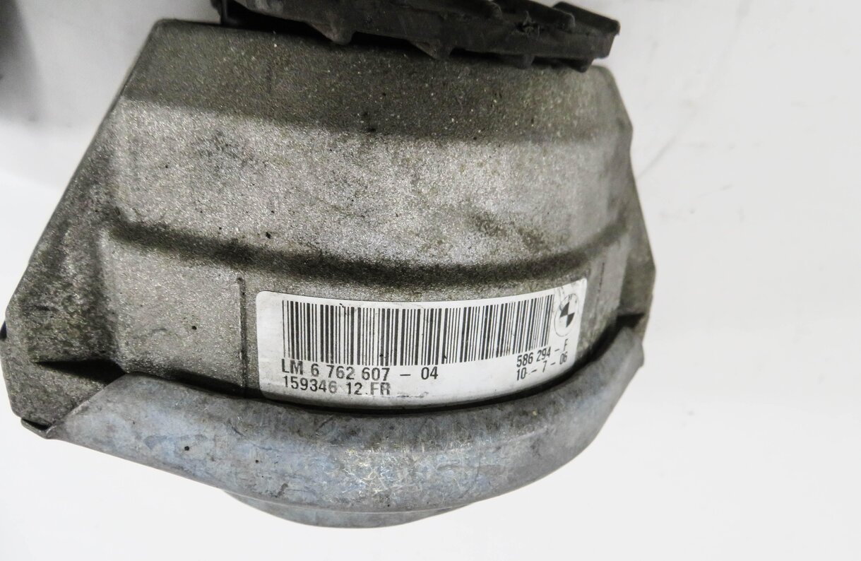 Thumbnail 5: 2006 BMW M6 ///M (E63) 5.0L S85 V10 ENGINE - LEFT & RIGHT MOTOR MOUNT SET-2