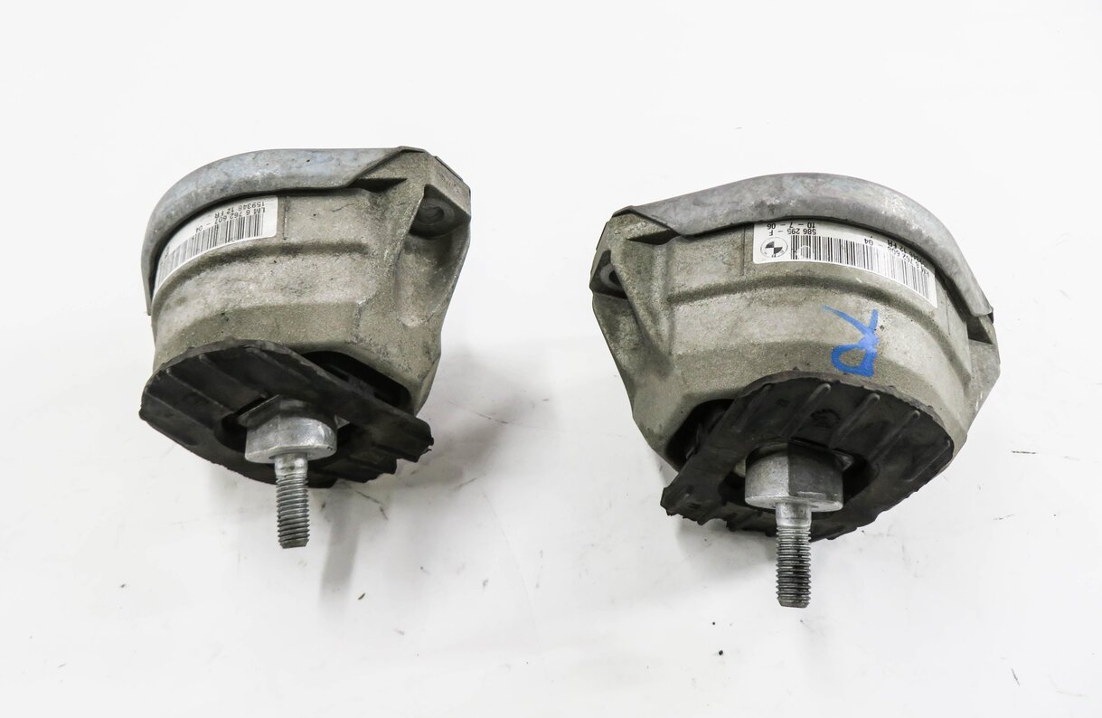 Thumbnail 9: 2006 BMW M6 ///M (E63) 5.0L S85 V10 ENGINE - LEFT & RIGHT MOTOR MOUNT SET-2